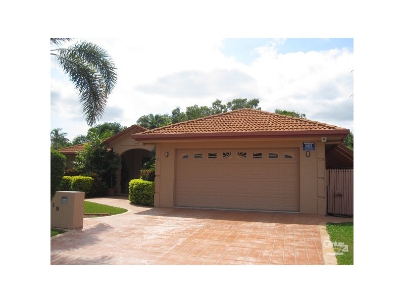 19 EUCALYPTUS AVE, Annandale QLD 4814