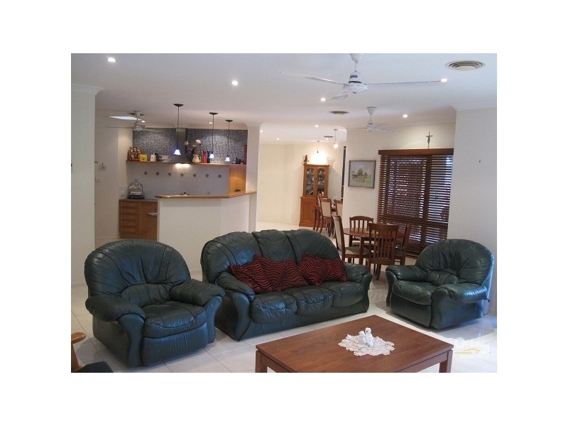 19 EUCALYPTUS AVE, Annandale QLD 4814