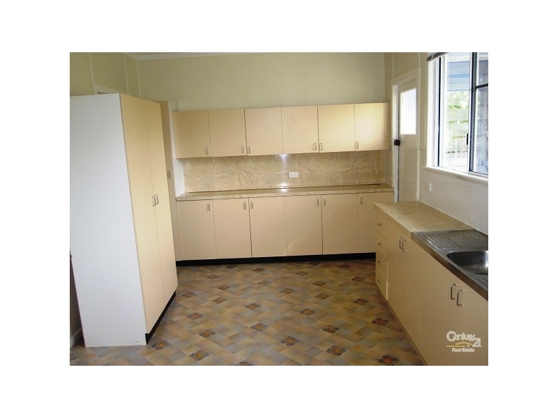 20 HEATLEYS PARADE, Belgian Gardens QLD 4810