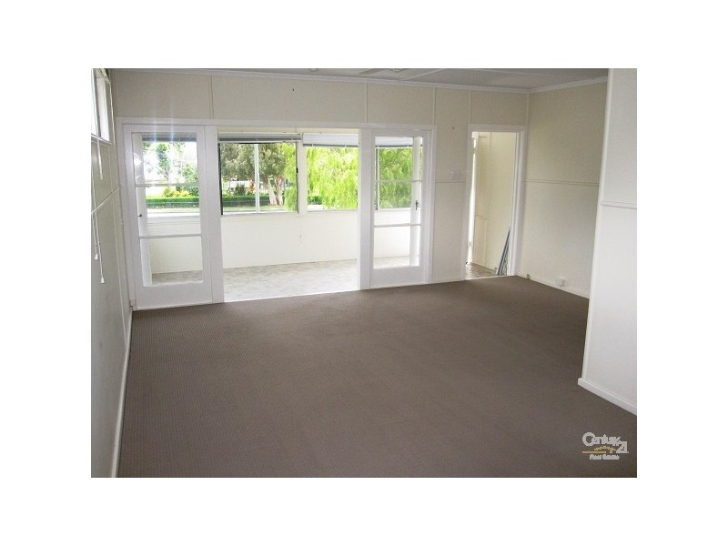 20 HEATLEYS PARADE, Belgian Gardens QLD 4810