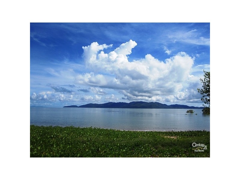 20 HEATLEYS PARADE, Belgian Gardens QLD 4810