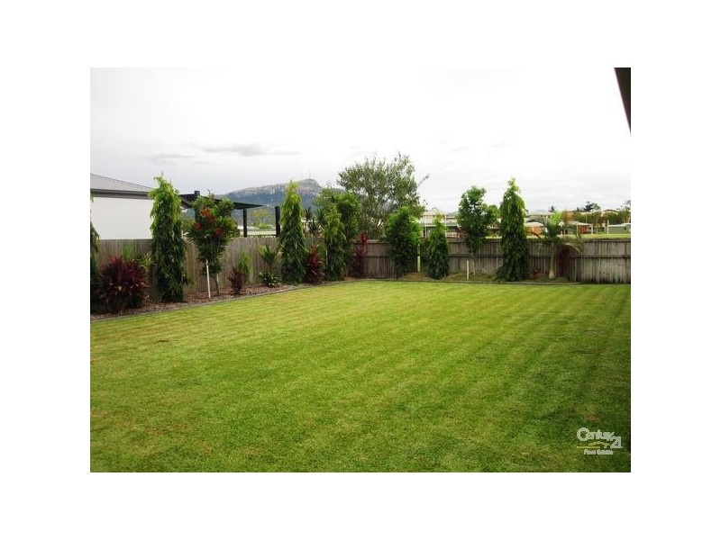 9 FERNBANK PARADE, Idalia QLD 4811