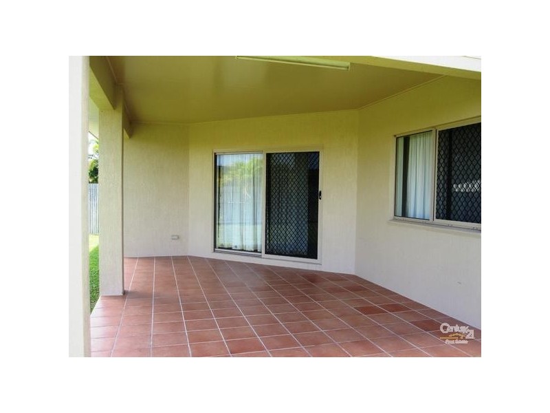 53 BAMBOO CRESCENT, Mount Louisa QLD 4814