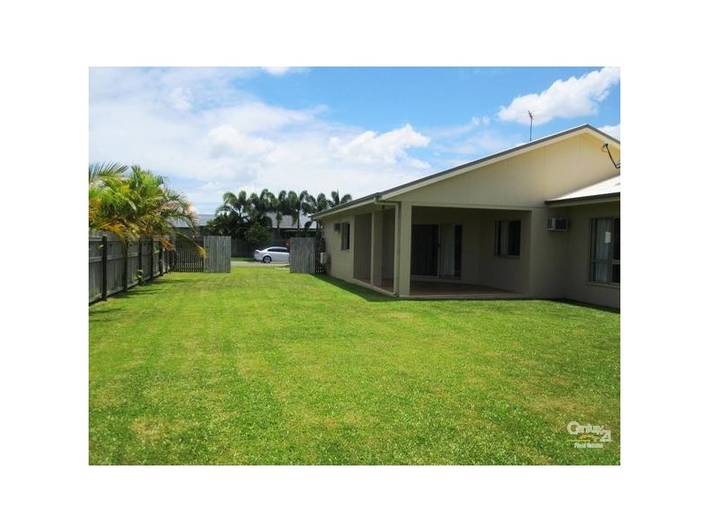53 BAMBOO CRESCENT, Mount Louisa QLD 4814