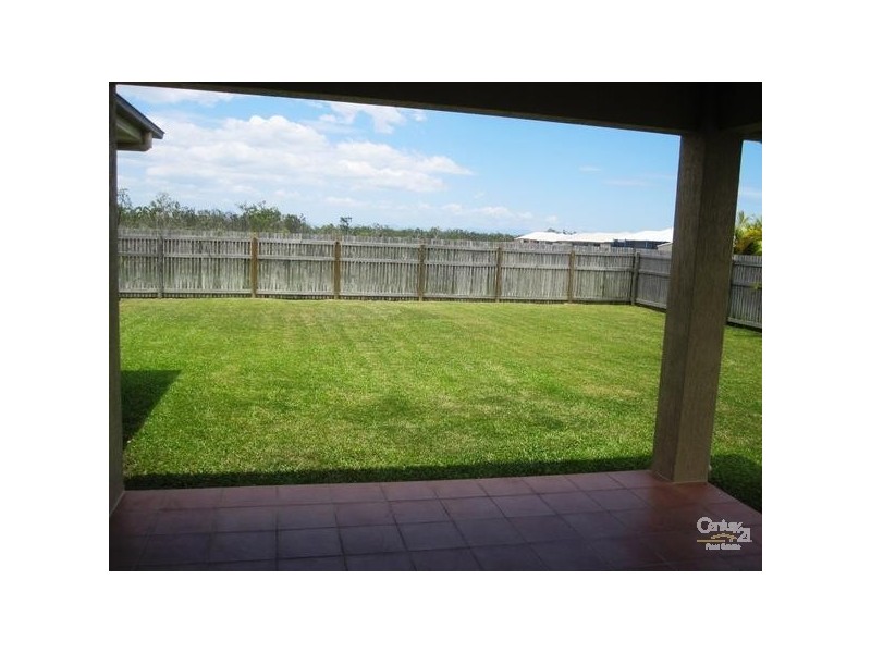 53 BAMBOO CRESCENT, Mount Louisa QLD 4814