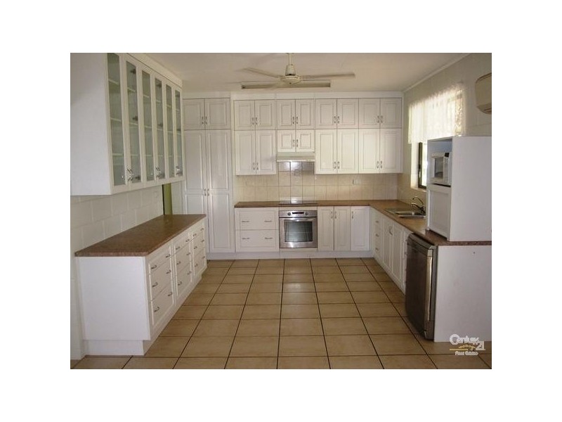 9 MOREE RD, Black River QLD 4818