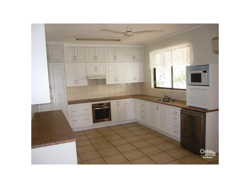 9 MOREE RD, Black River QLD 4818