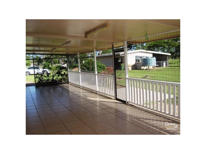 9 MOREE RD, Black River QLD 4818