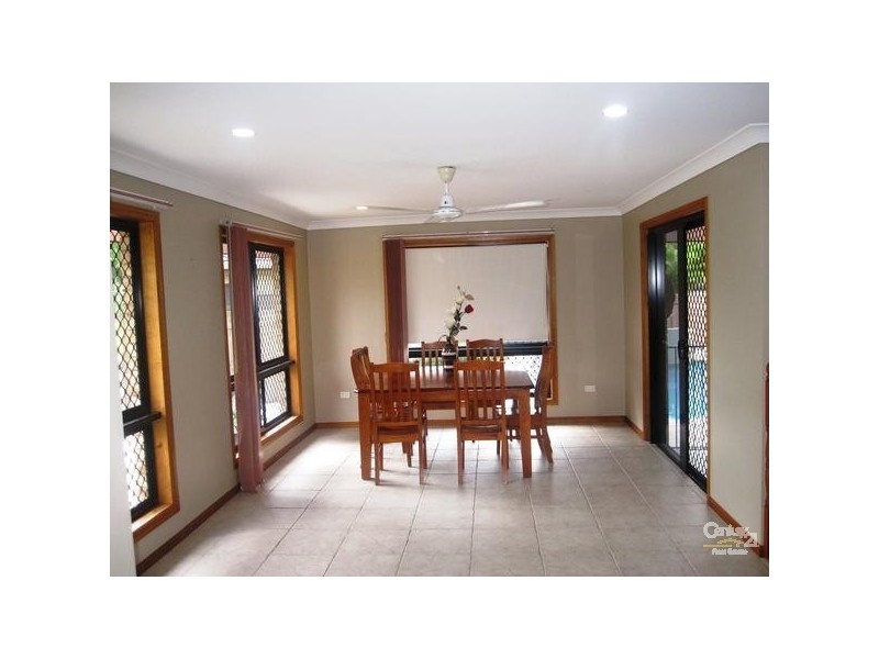 37 PACIFIC AVENUE, Bushland Beach QLD 4818