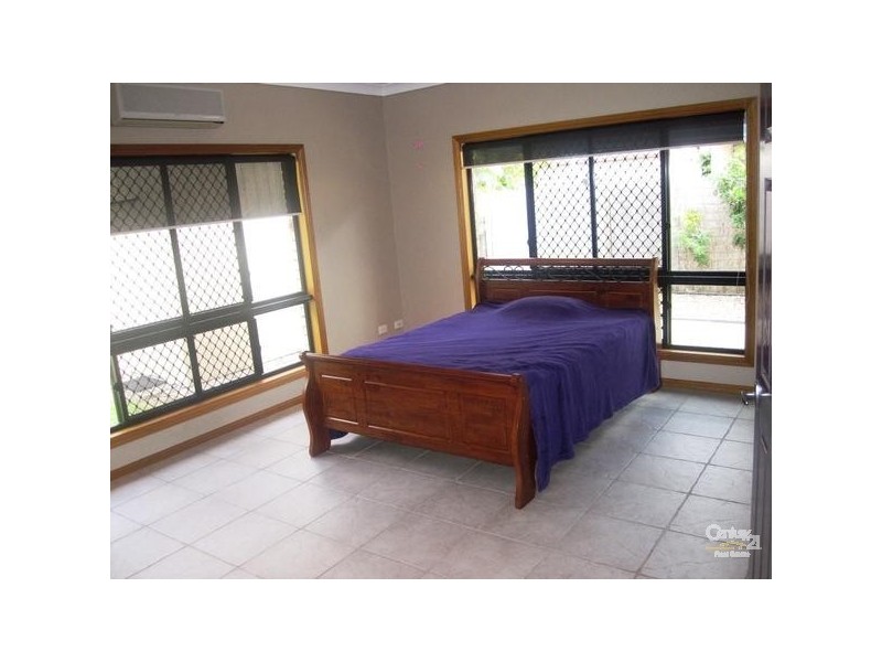 37 PACIFIC AVENUE, Bushland Beach QLD 4818