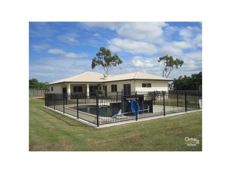 2 NEWELL CT, Mount Low QLD 4818