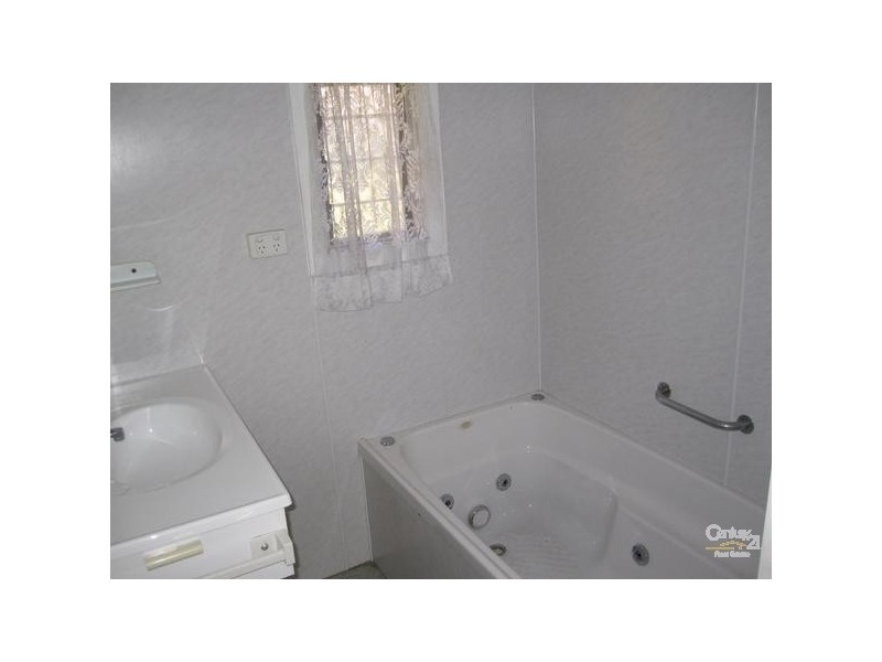 77 LONERGANNE STREET, Garbutt QLD 4814