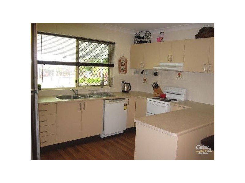 25 GATWICK STREET, Burdell QLD 4818