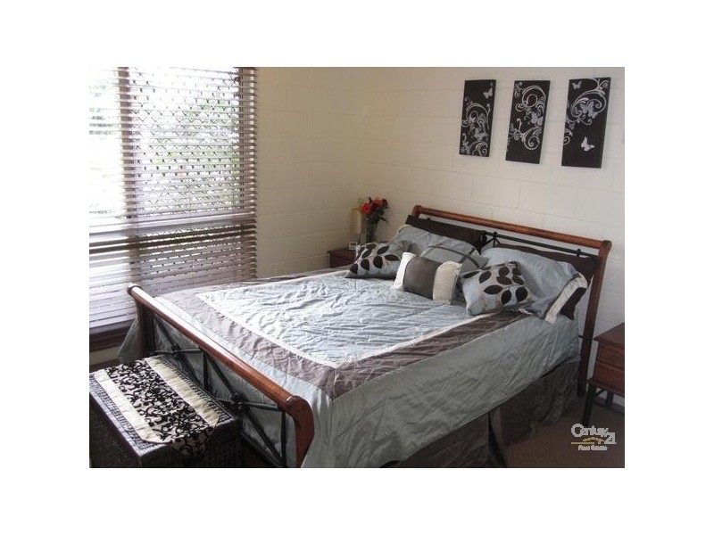 25 GATWICK STREET, Burdell QLD 4818