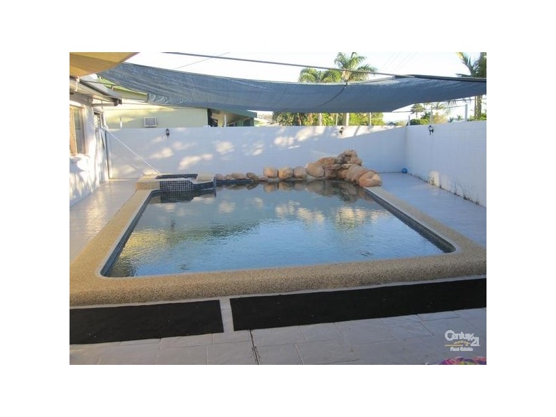 16 DAISY STREET, Kelso QLD 4815