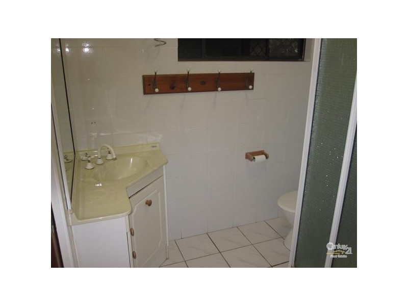 16 DAISY STREET, Kelso QLD 4815