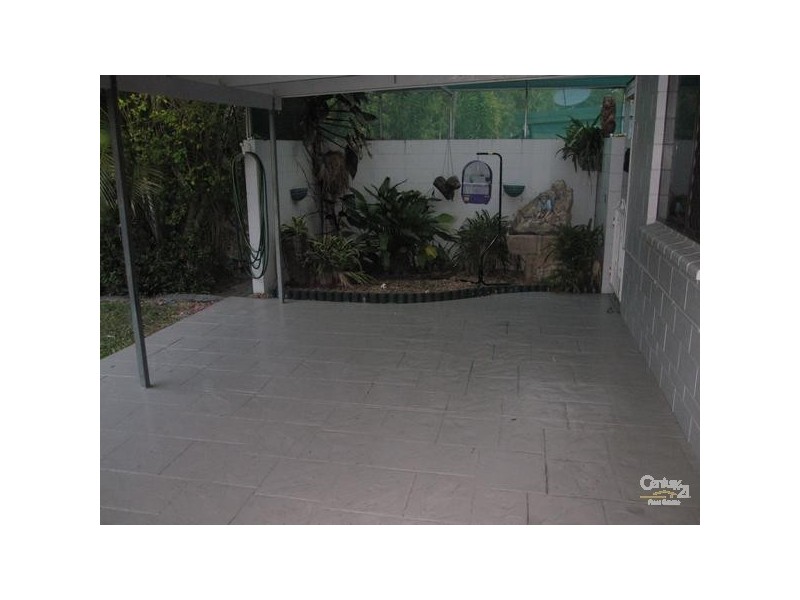 16 DAISY STREET, Kelso QLD 4815