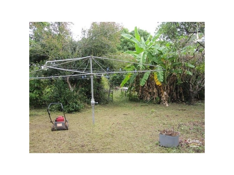 989 RIVERWAY DRIVE, Rasmussen QLD 4815