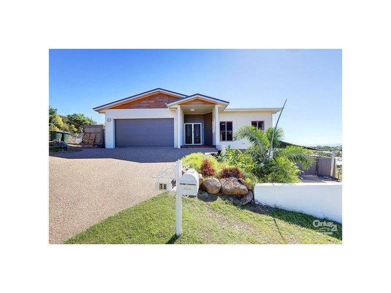 Bushland Beach QLD 4818