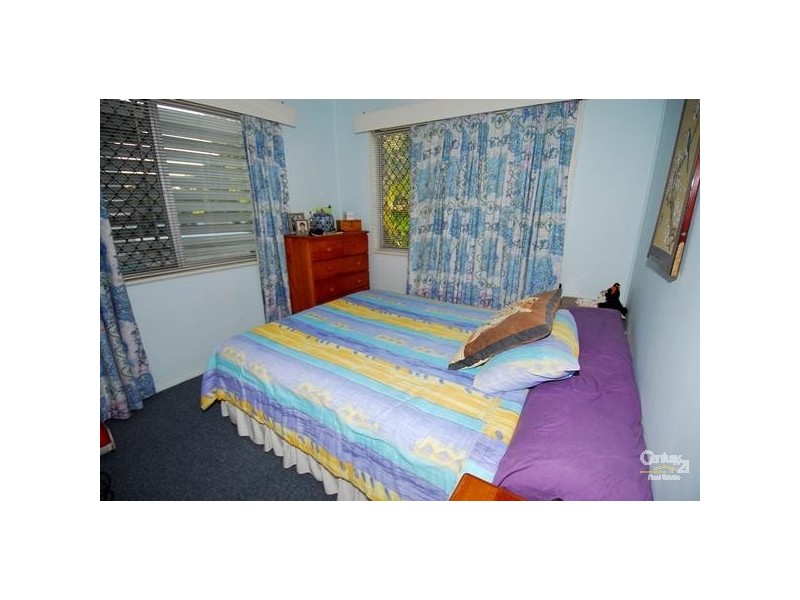 34 SILKY OAK STREET, Kirwan QLD 4817