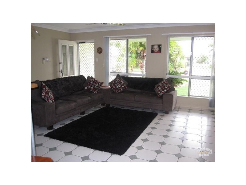 8 COLCHESTER CRESCENT, Kirwan QLD 4817