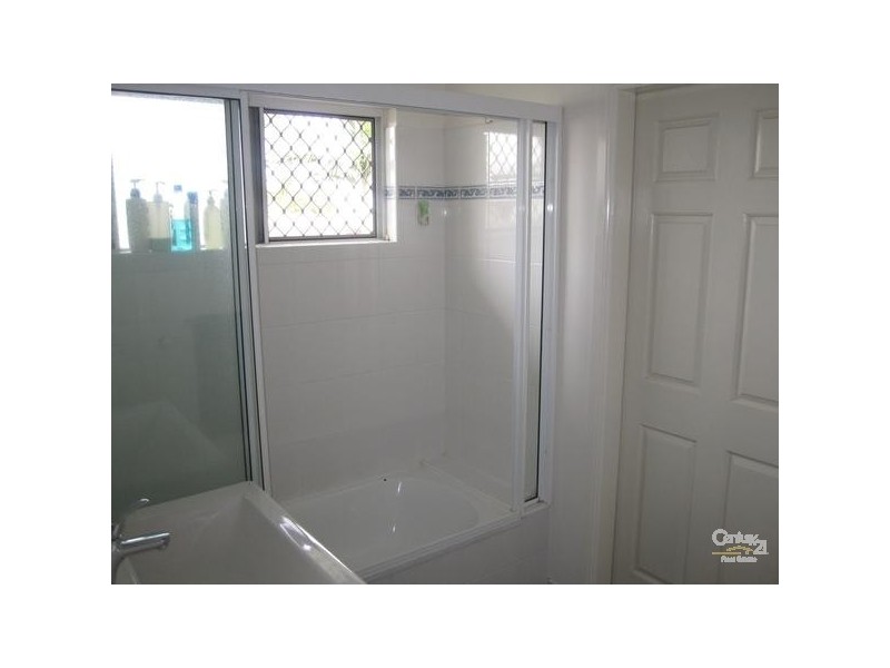 8 COLCHESTER CRESCENT, Kirwan QLD 4817