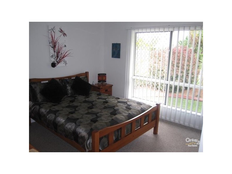 8 COLCHESTER CRESCENT, Kirwan QLD 4817