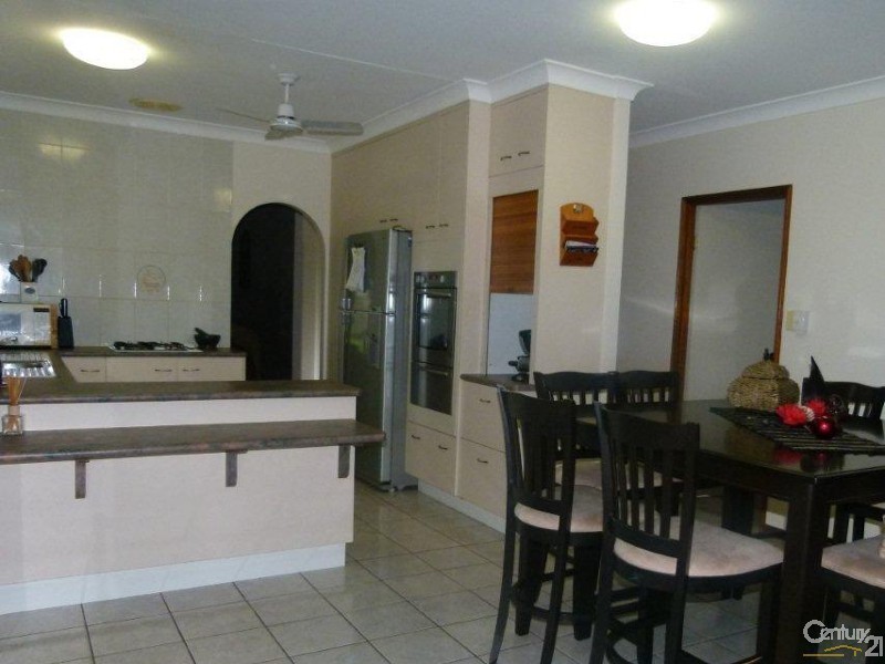 10 WARWICK COURT, Kirwan QLD 4817