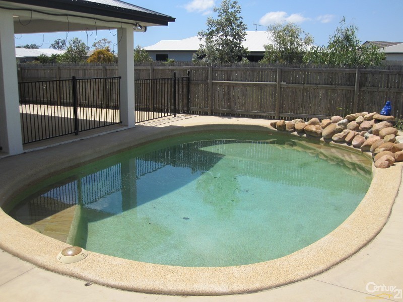 Mount Louisa QLD 4814