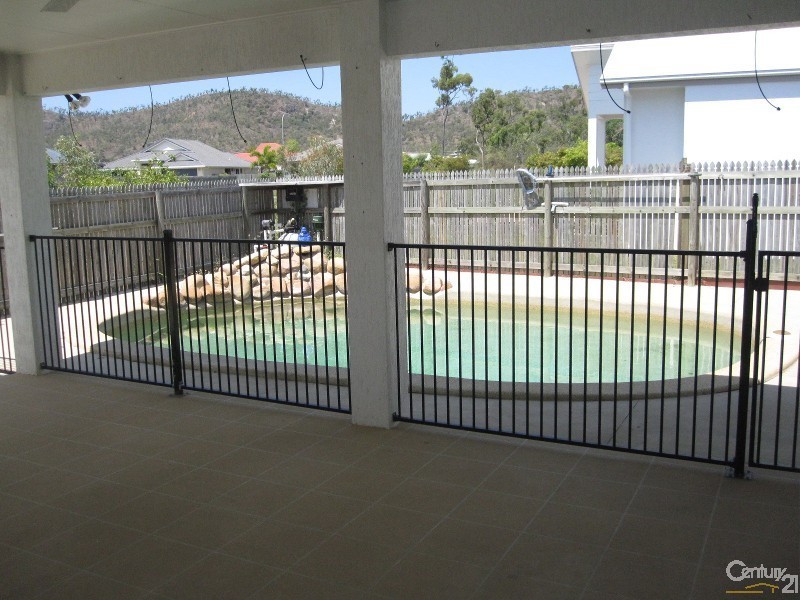 Mount Louisa QLD 4814