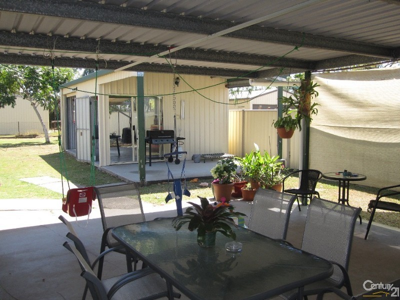26 MERRYL STREET, Rasmussen QLD 4815
