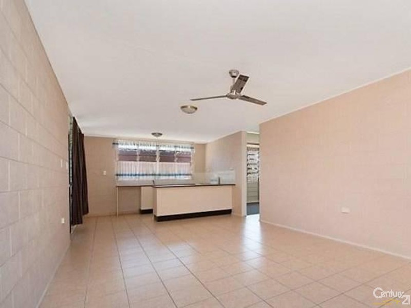 6 SALLOWS STREET, Pallarenda QLD 4810