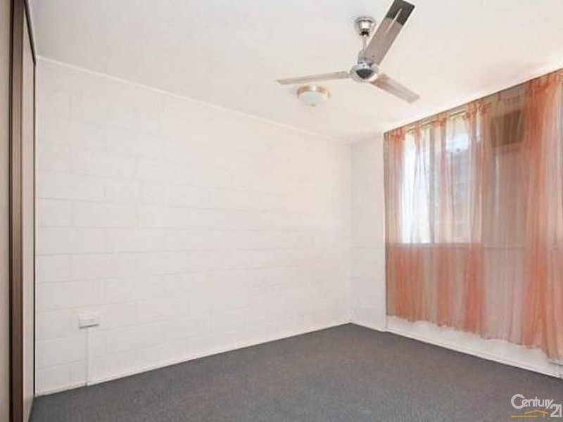 6 SALLOWS STREET, Pallarenda QLD 4810