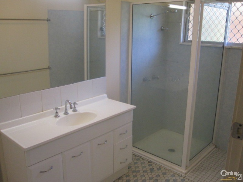 9 CHOONDA STREET, Cranbrook QLD 4814