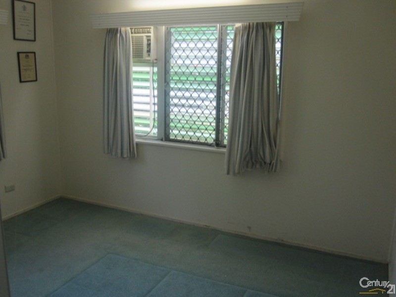 9 CHOONDA STREET, Cranbrook QLD 4814