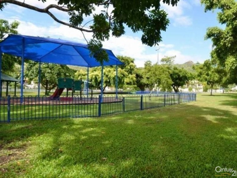 3/17 CRAUFORD STREET, West End QLD 4810