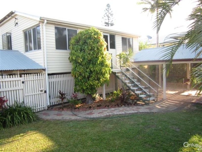 4 VIRGIL STREET, Hyde Park QLD 4812