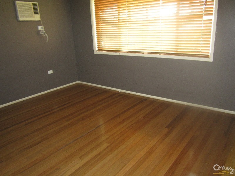 2 KELVIN STREET, Wulguru QLD 4811