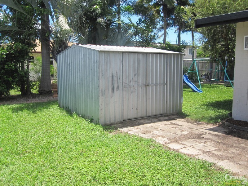 4 REBECCA COURT, Rasmussen QLD 4815