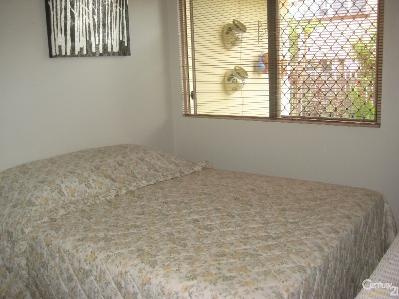 1 DIPROSE STREET, Pimlico QLD 4812