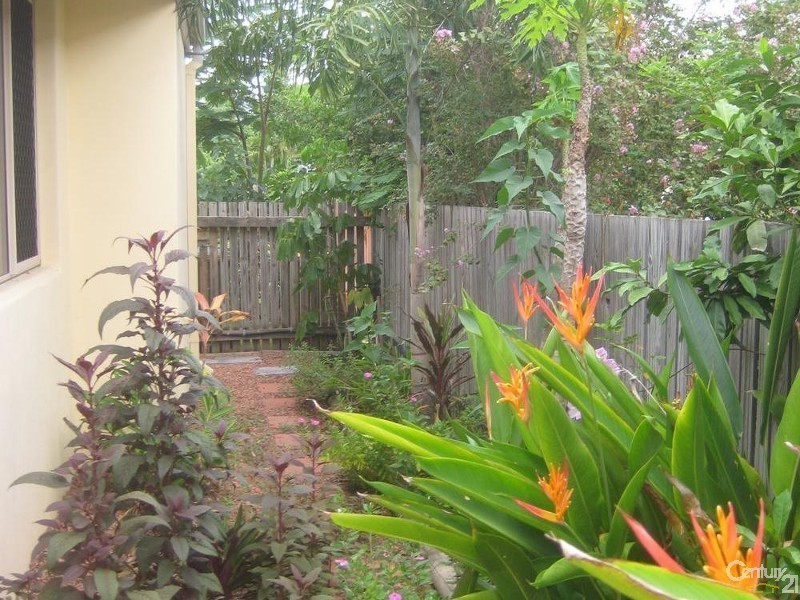 1 DIPROSE STREET, Pimlico QLD 4812