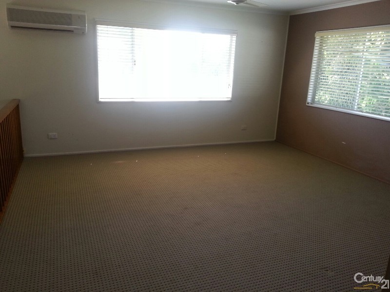 33 DOMMETT STREET, Wulguru QLD 4811