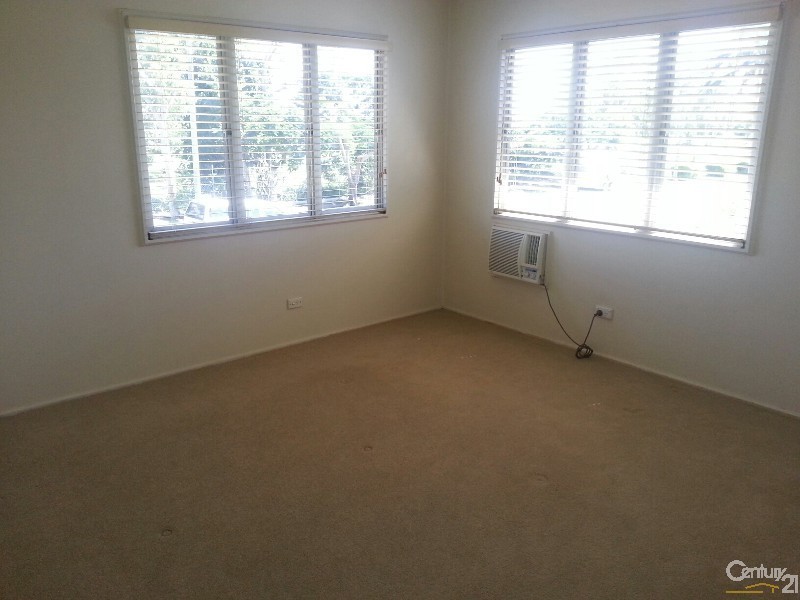 33 DOMMETT STREET, Wulguru QLD 4811