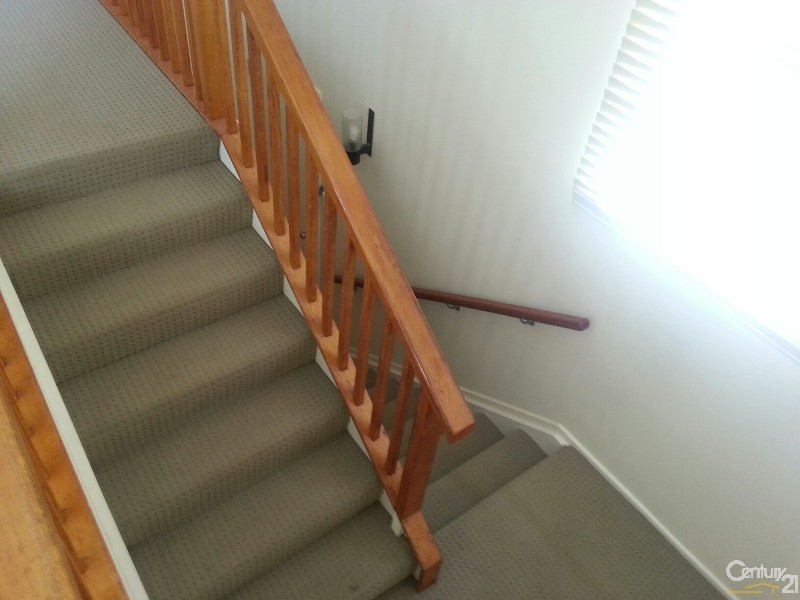 33 DOMMETT STREET, Wulguru QLD 4811