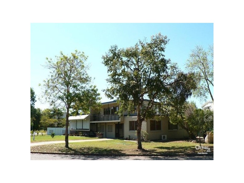 19 Lindeman Avenue, Cranbrook QLD 4814