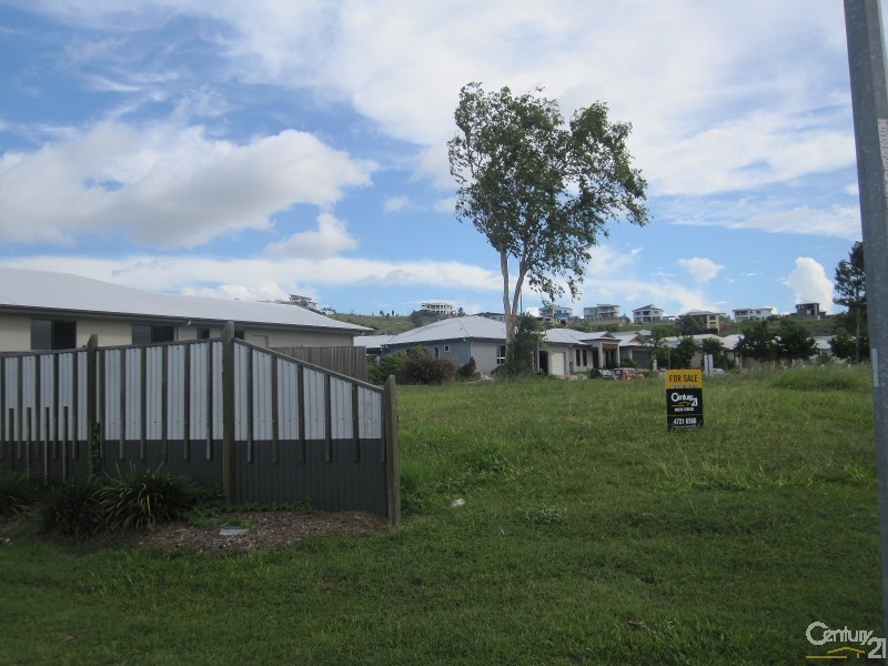 Bushland Beach QLD 4818