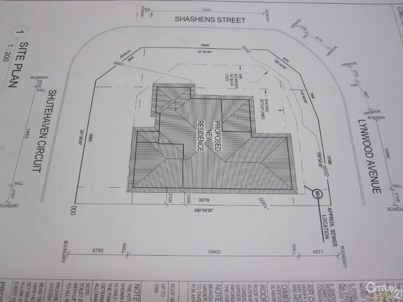 Bushland Beach QLD 4818