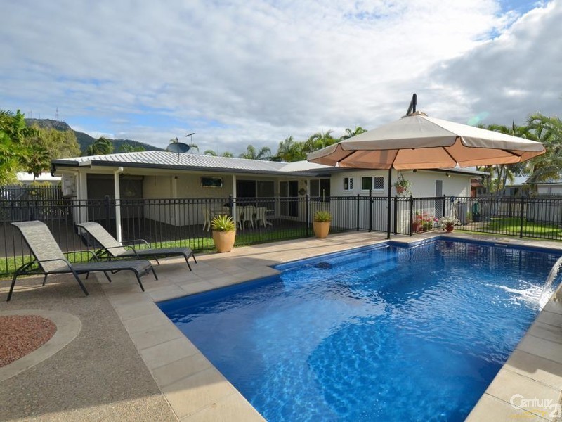 18 WEDDEL DRIVE, Annandale QLD 4814