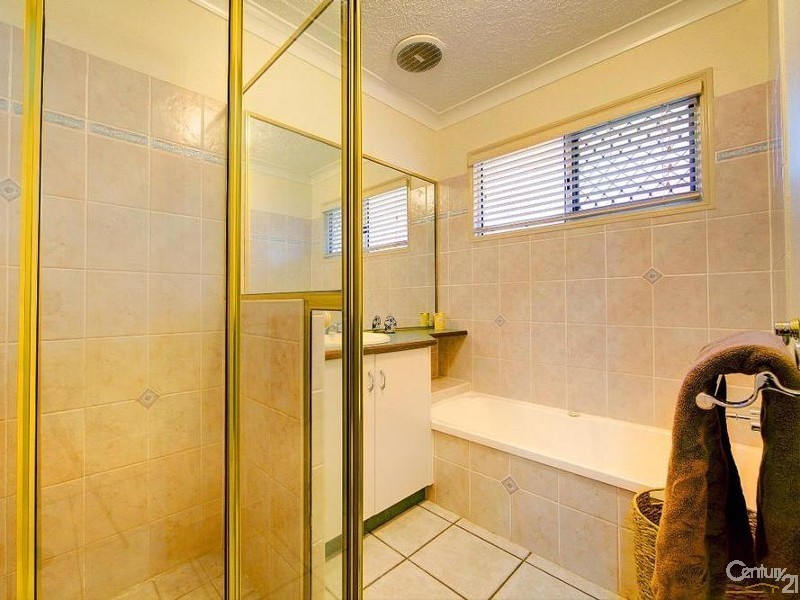 37 OVERTON CIRCUIT, Kirwan QLD 4817