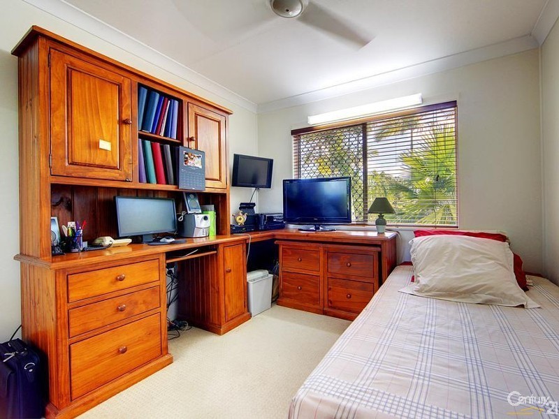 338 CHARLES STREET, Kirwan QLD 4817